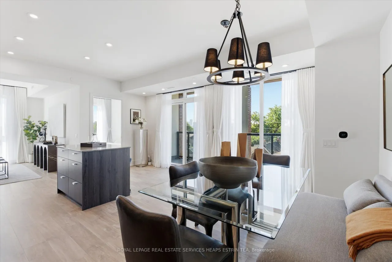 858 Dupont Street, Unit 328