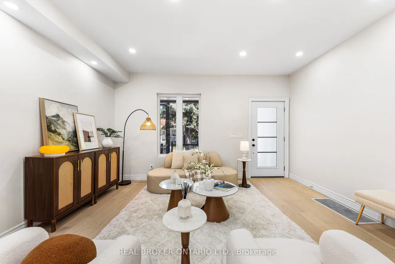 806 Gladstone Avenue — photo 3