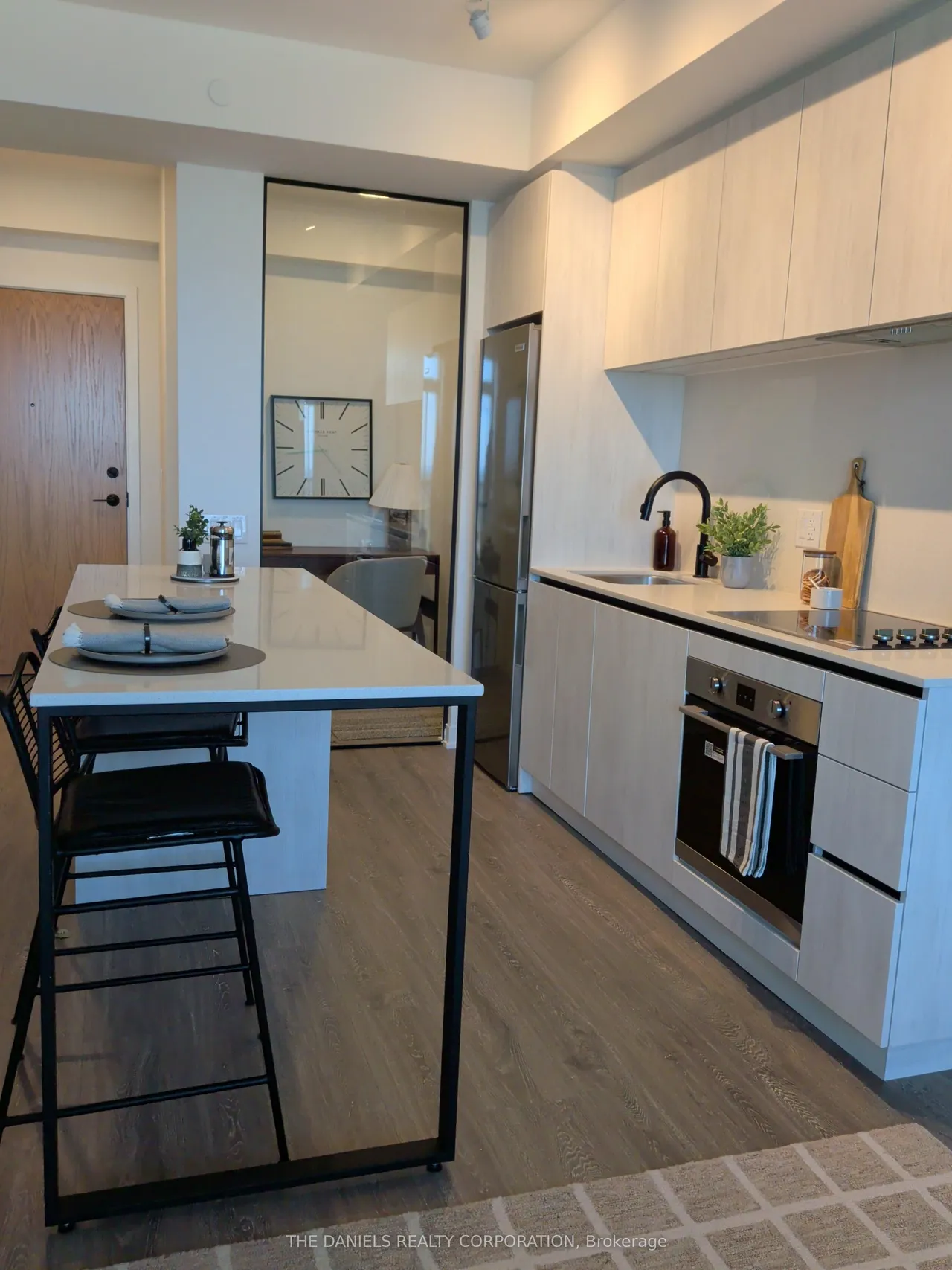 2495 Eglinton Avenue W, Unit 1712 — photo 3