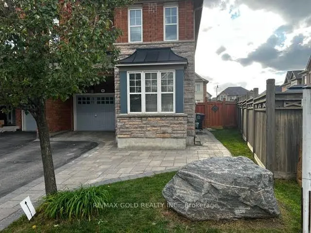 45 Biddens Square