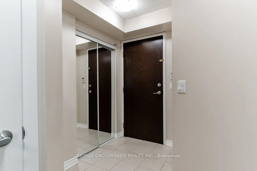 215 Sherway Gardens Road, Unit 604 — photo 3