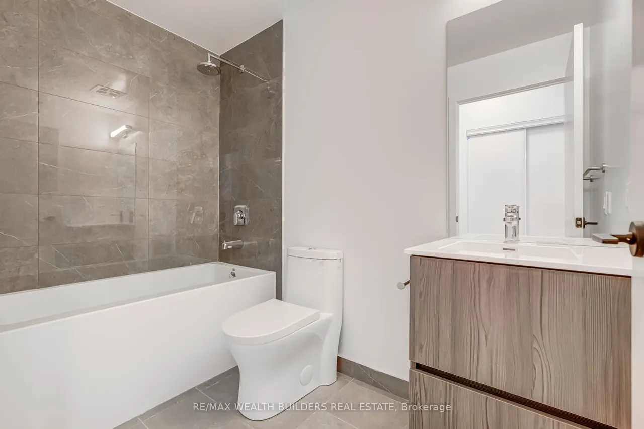 220 Missinnihe Way, Unit 714 — photo 21