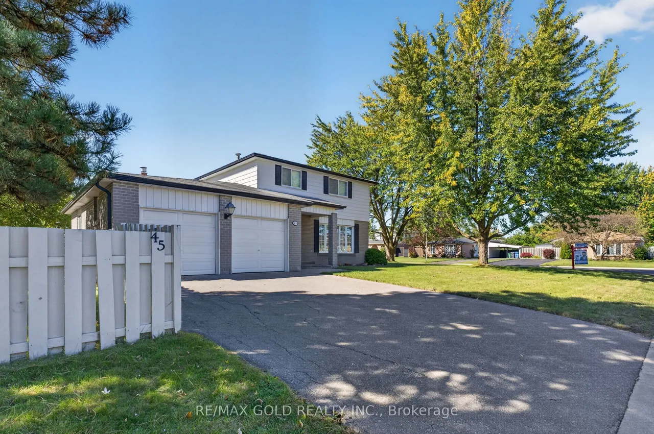45 Fidelia Crescent — photo 2