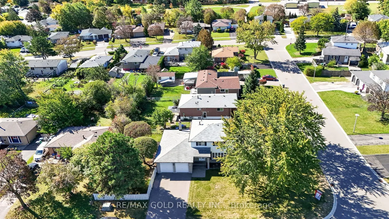 45 Fidelia Crescent — photo 50
