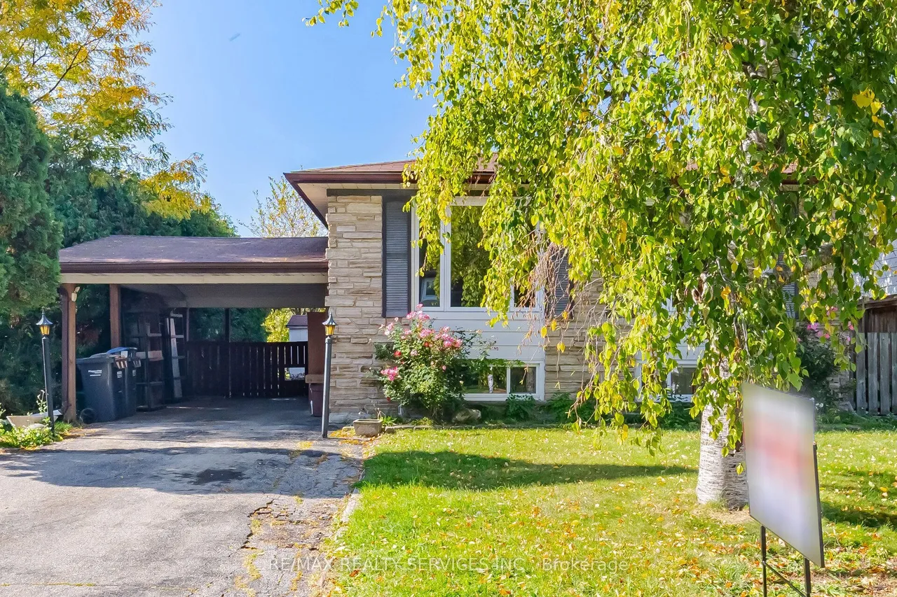 49 Ferndale Crescent