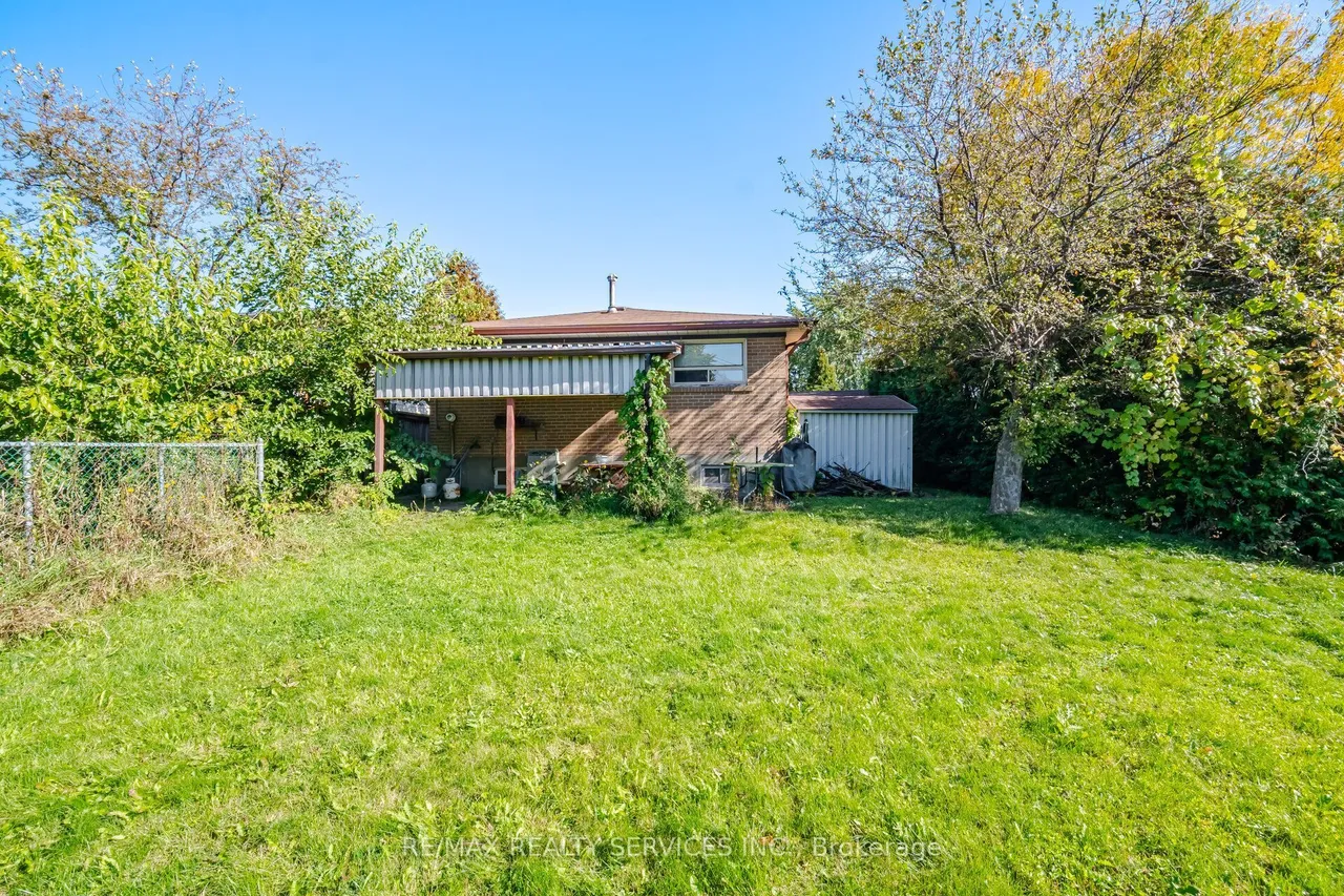 49 Ferndale Crescent — photo 44