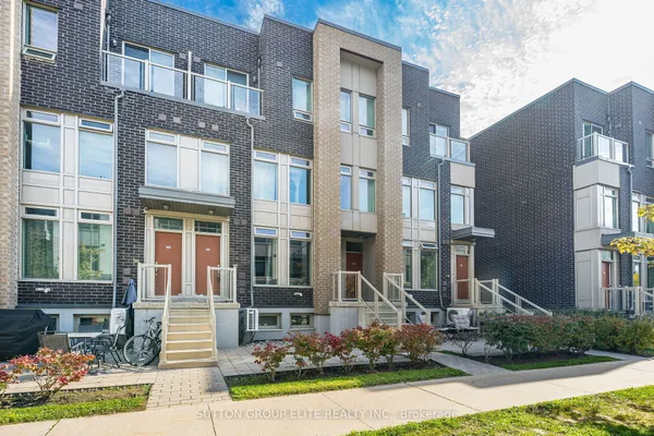 19 Applewood Lane, Unit 36 — photo 2