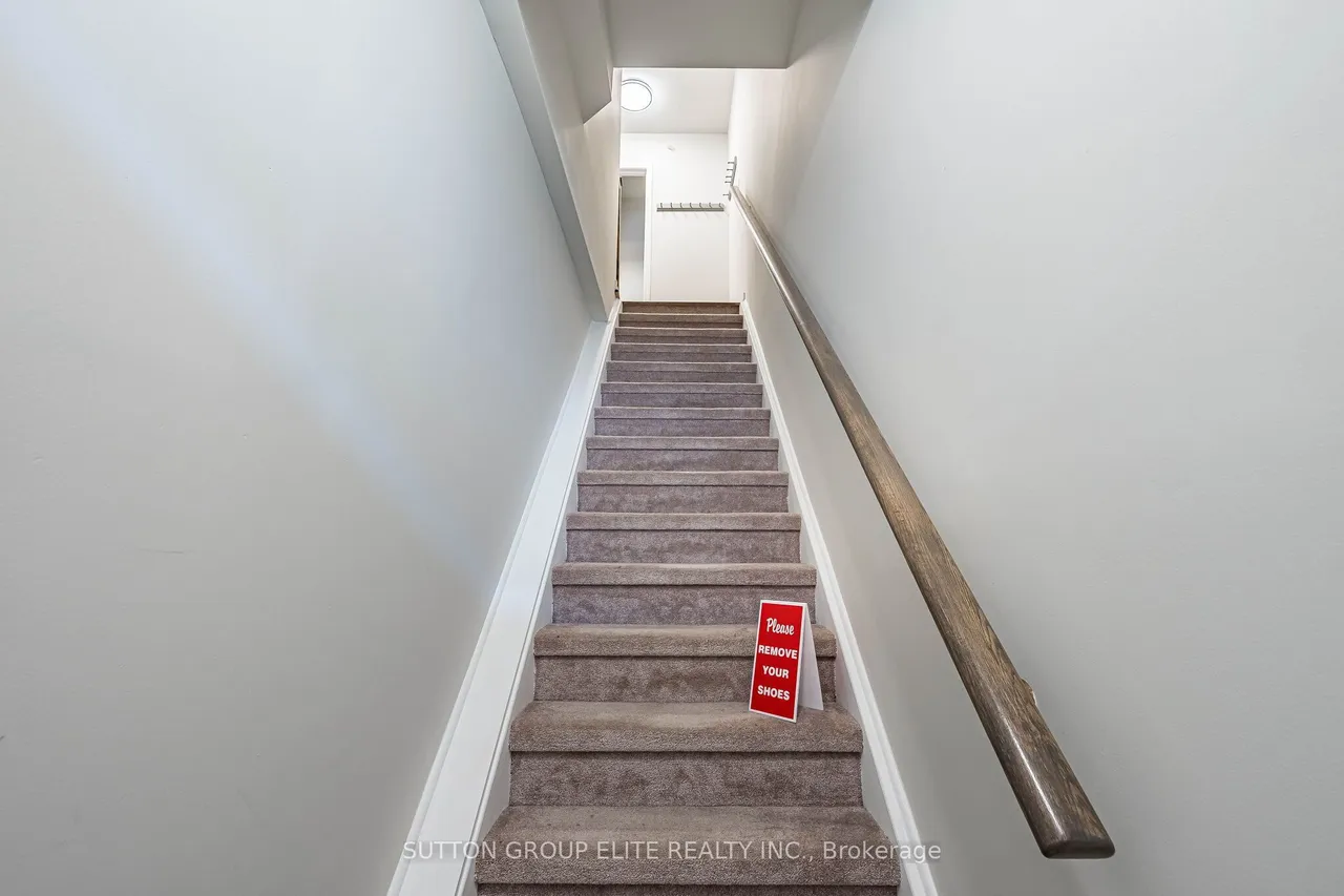 19 Applewood Lane, Unit 36 — photo 3