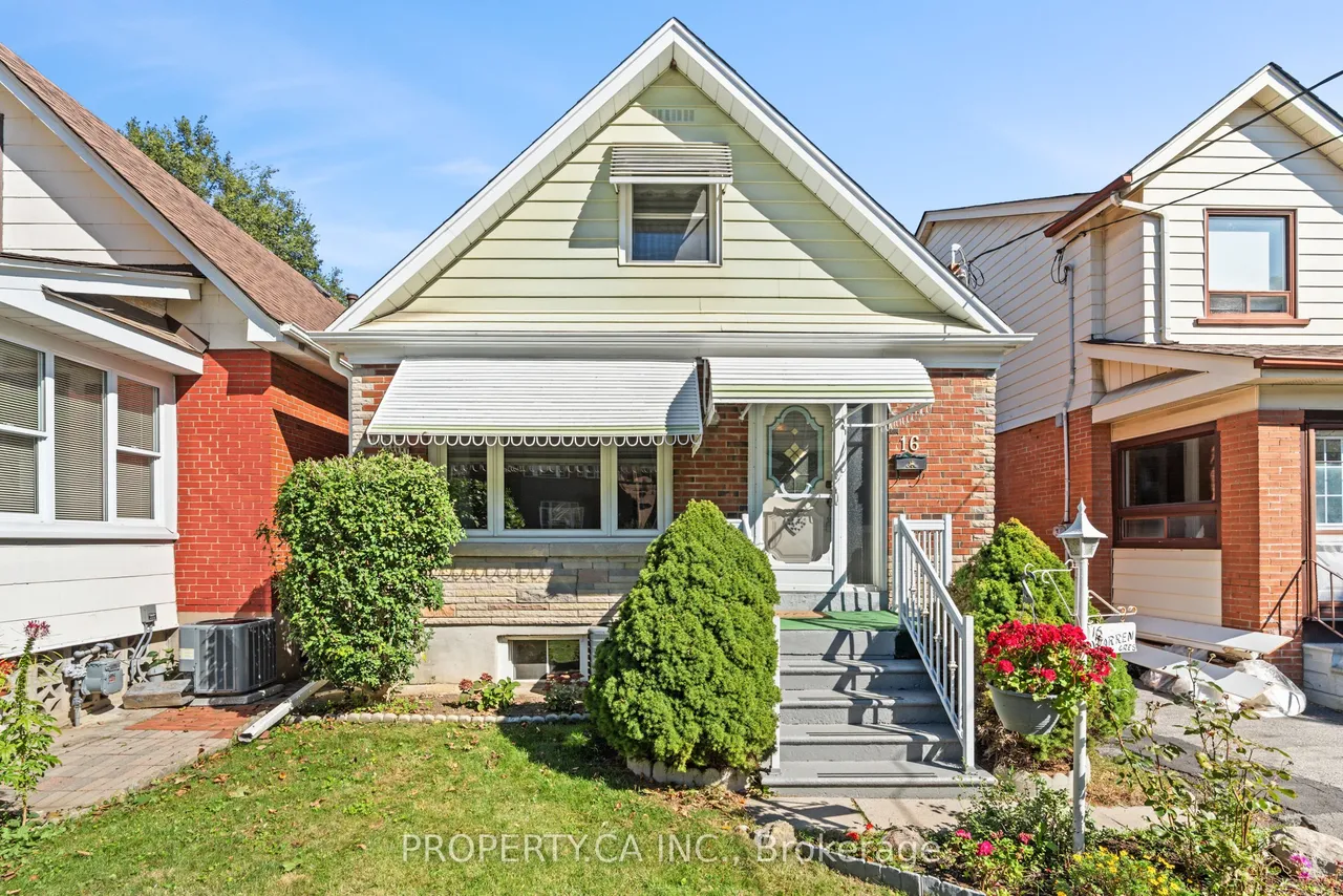 16 Warren Crescent