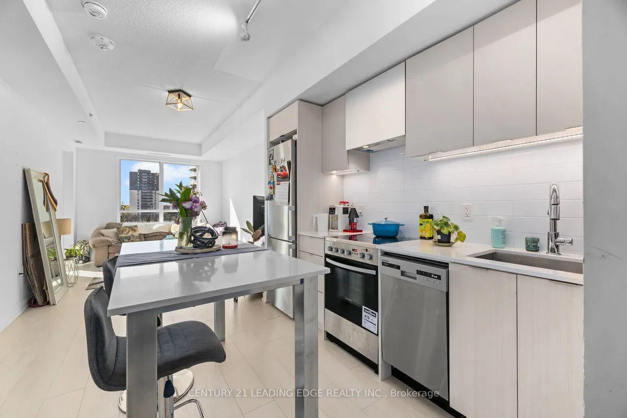 26 Gibbs Road, Unit 745 — photo 2