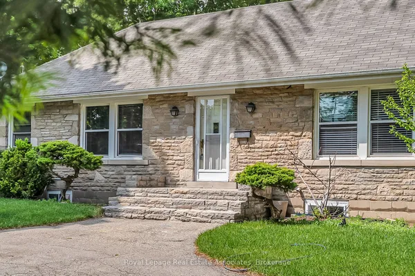 11 Ben Machree Drive — photo 2