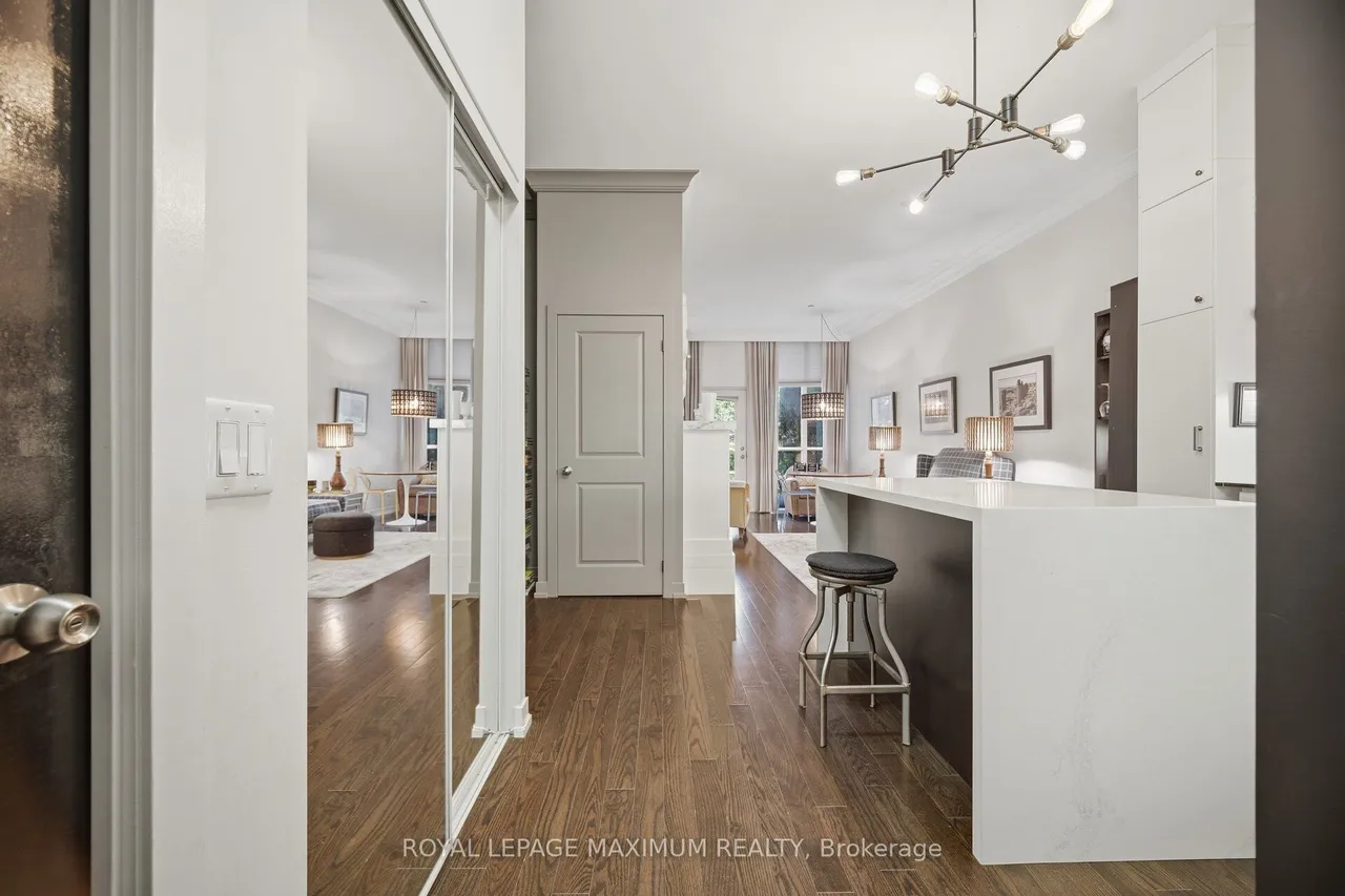 8 Fieldway Road, Unit 104 — photo 2