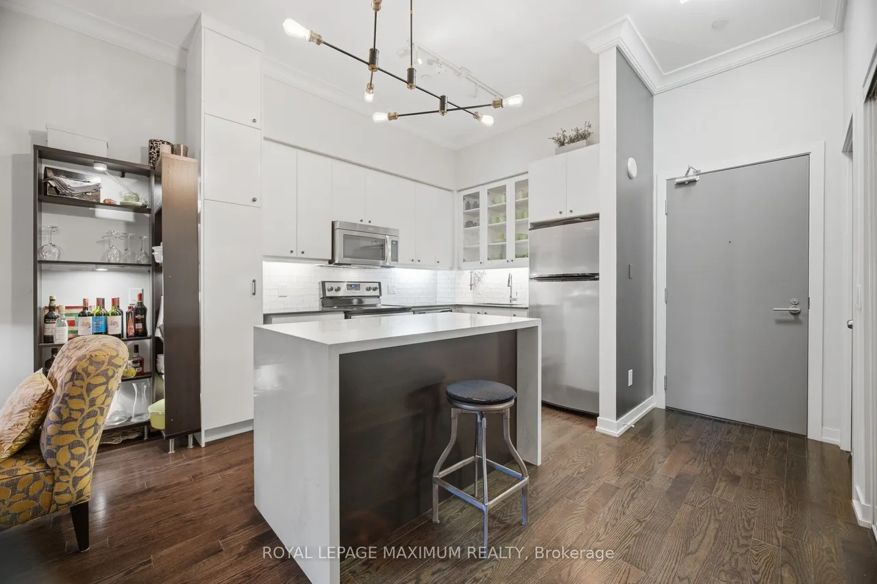 8 Fieldway Road, Unit 104
