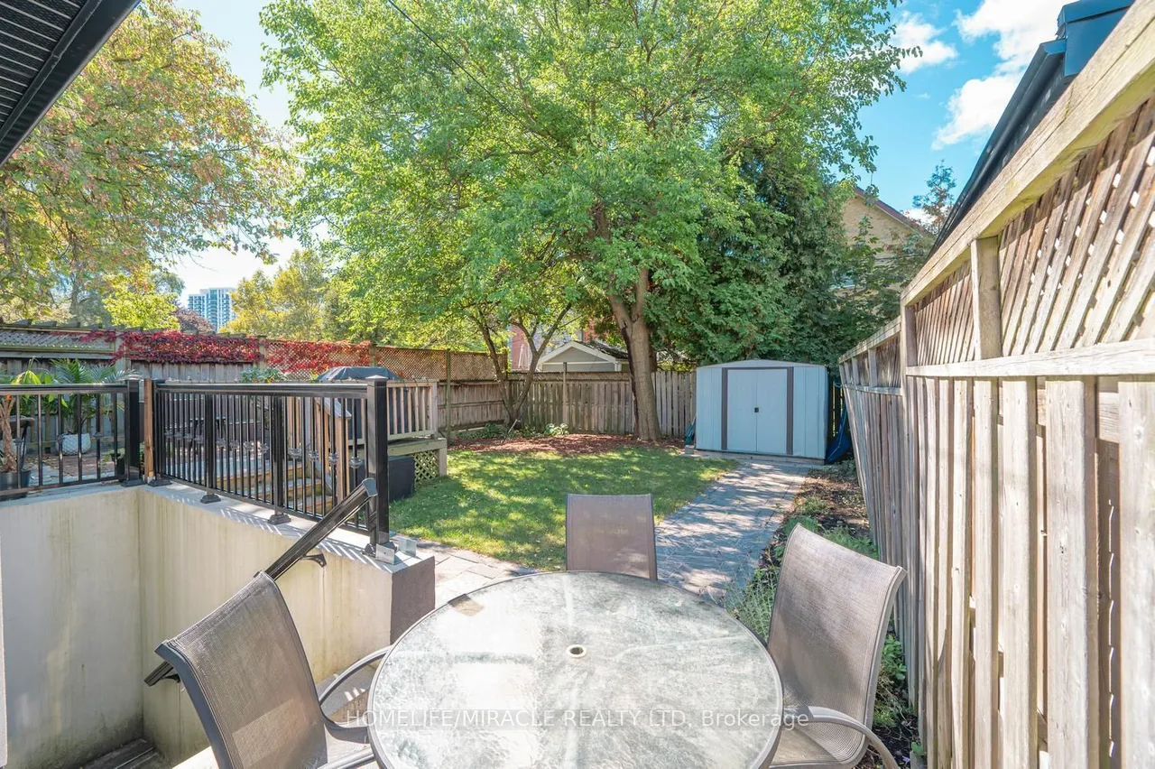 24 Acorn Avenue — photo 49