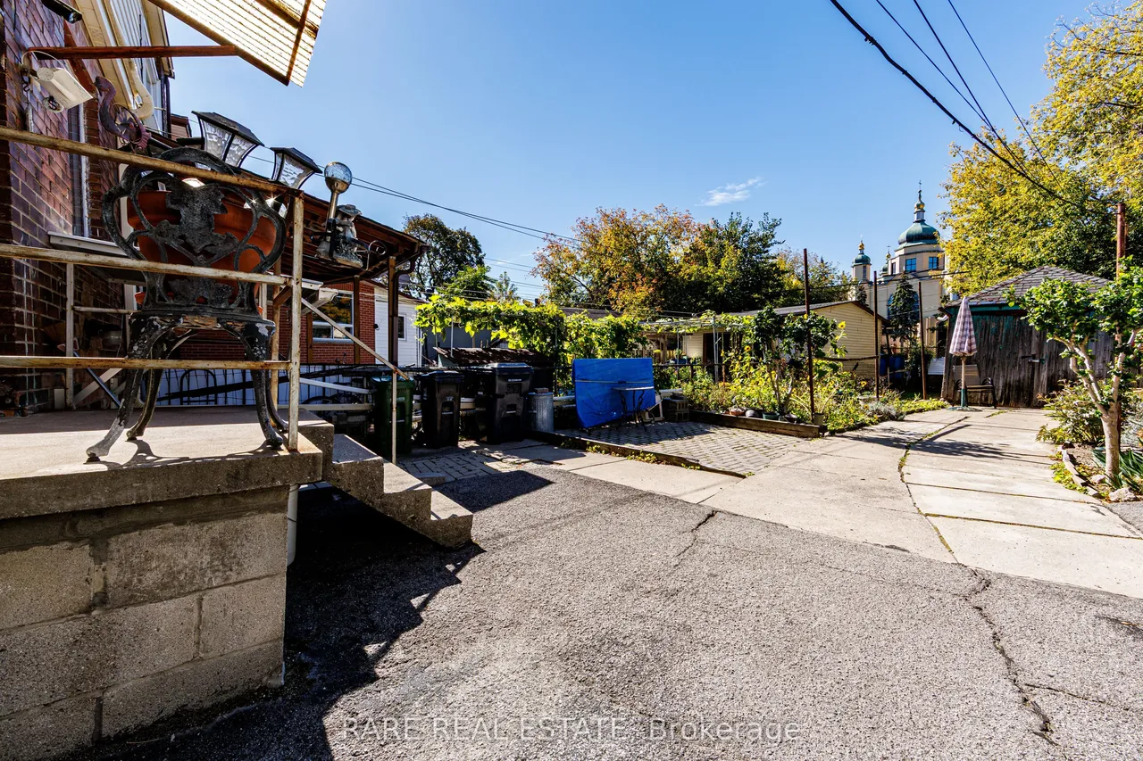 842 Shaw Street — photo 16