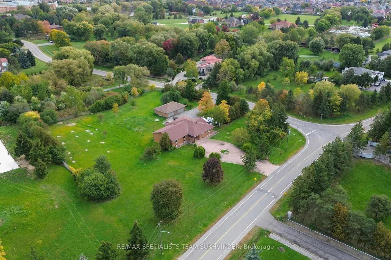 11 Julian Drive — photo 3