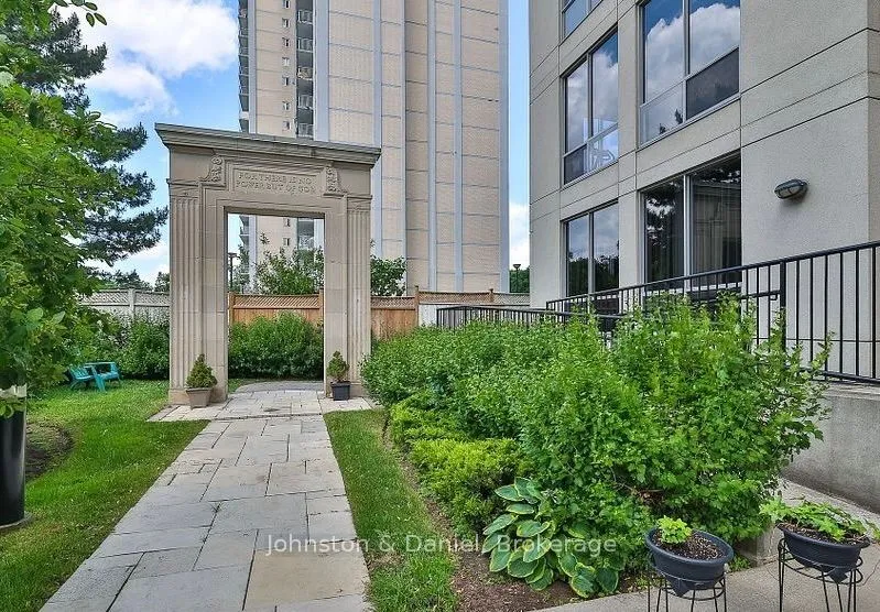 70 High Park Avenue, Unit 503 — photo 24