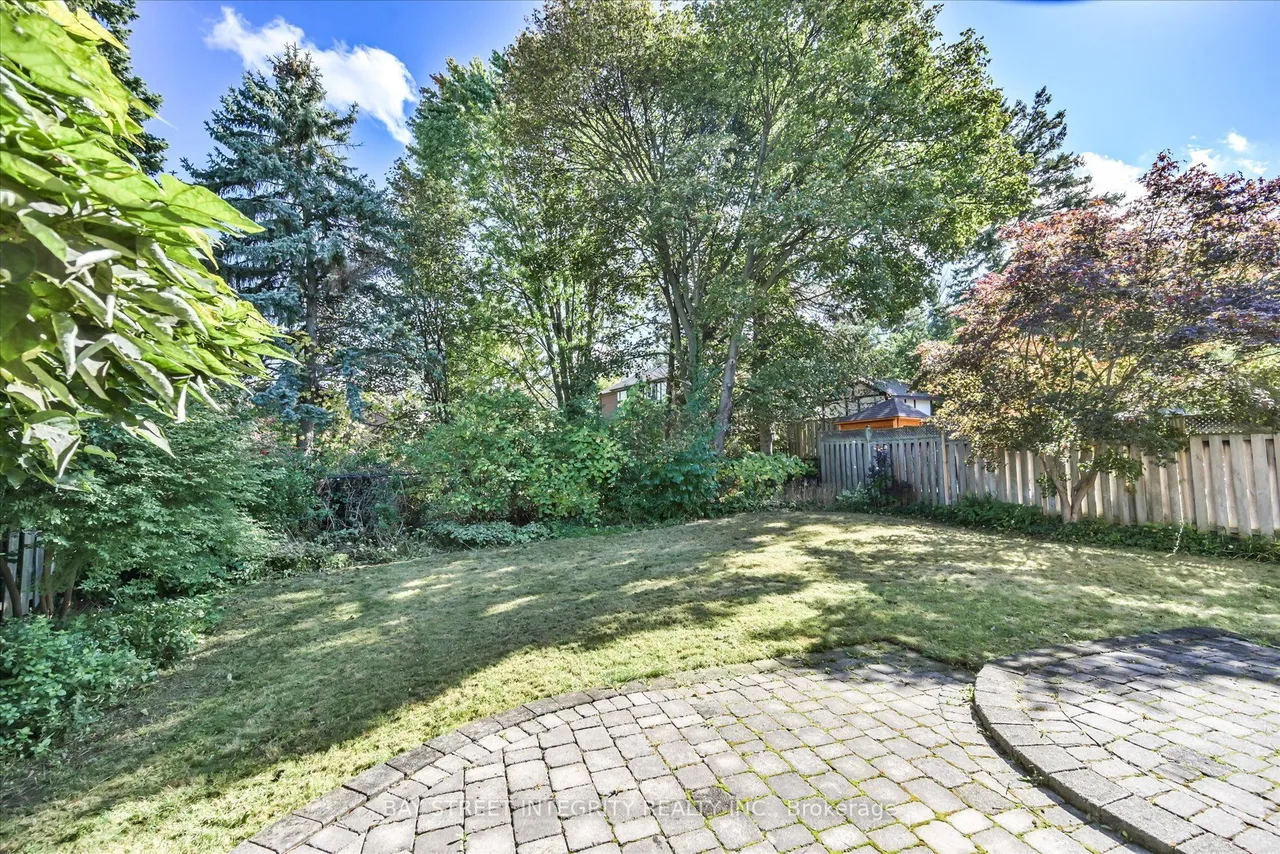 1906 Stoneybrook Court — photo 38