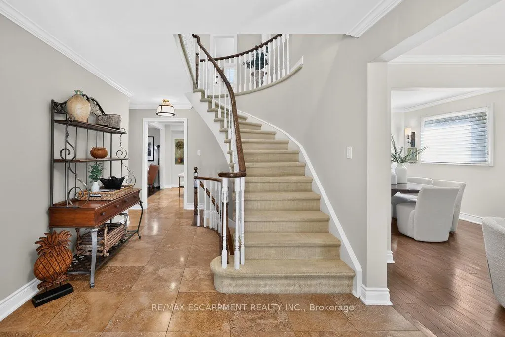 126 Wanita Road — photo 3
