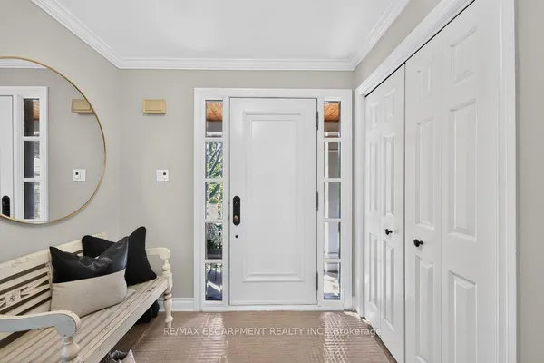 126 Wanita Road — photo 2