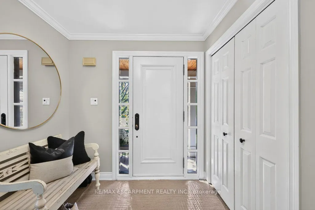 126 Wanita Road — photo 2