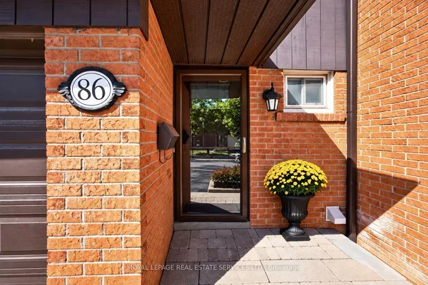 1951 Rathburn Road E, Unit 86 — photo 2