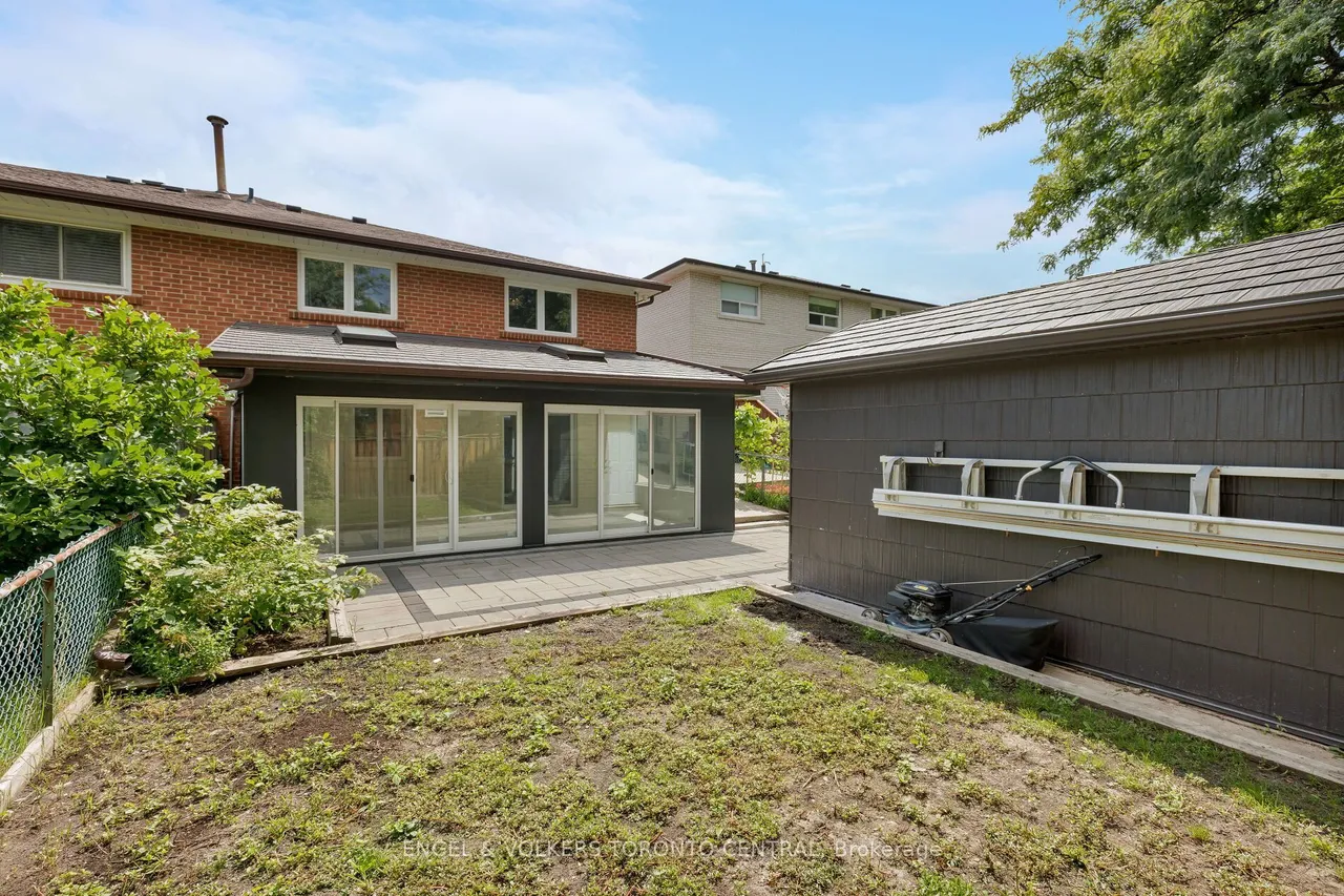 769 Annamore Road — photo 42