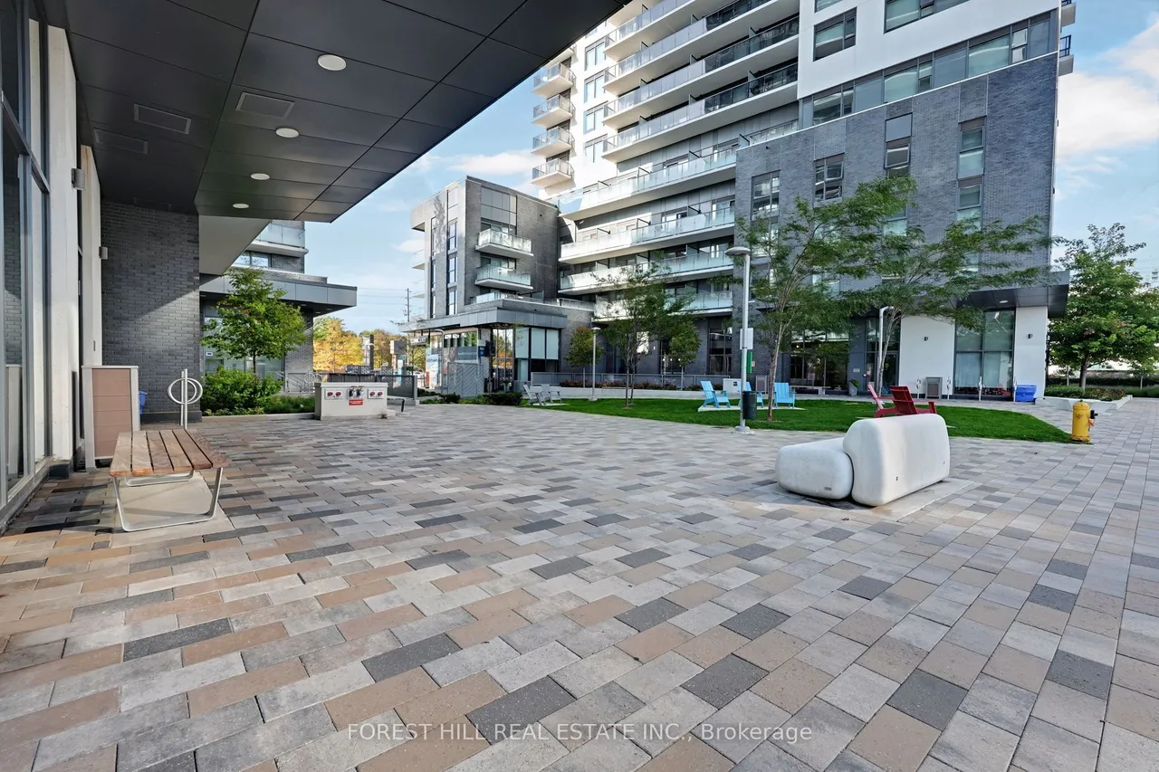 30 Samuel Wood Way, Unit 1708 — photo 2