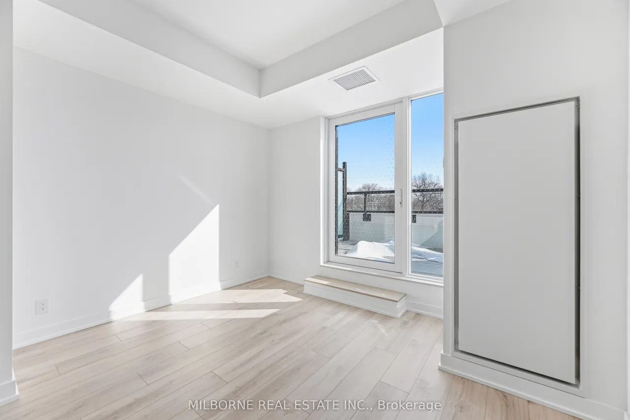 1660 Bloor Street W, Unit 510 — photo 3