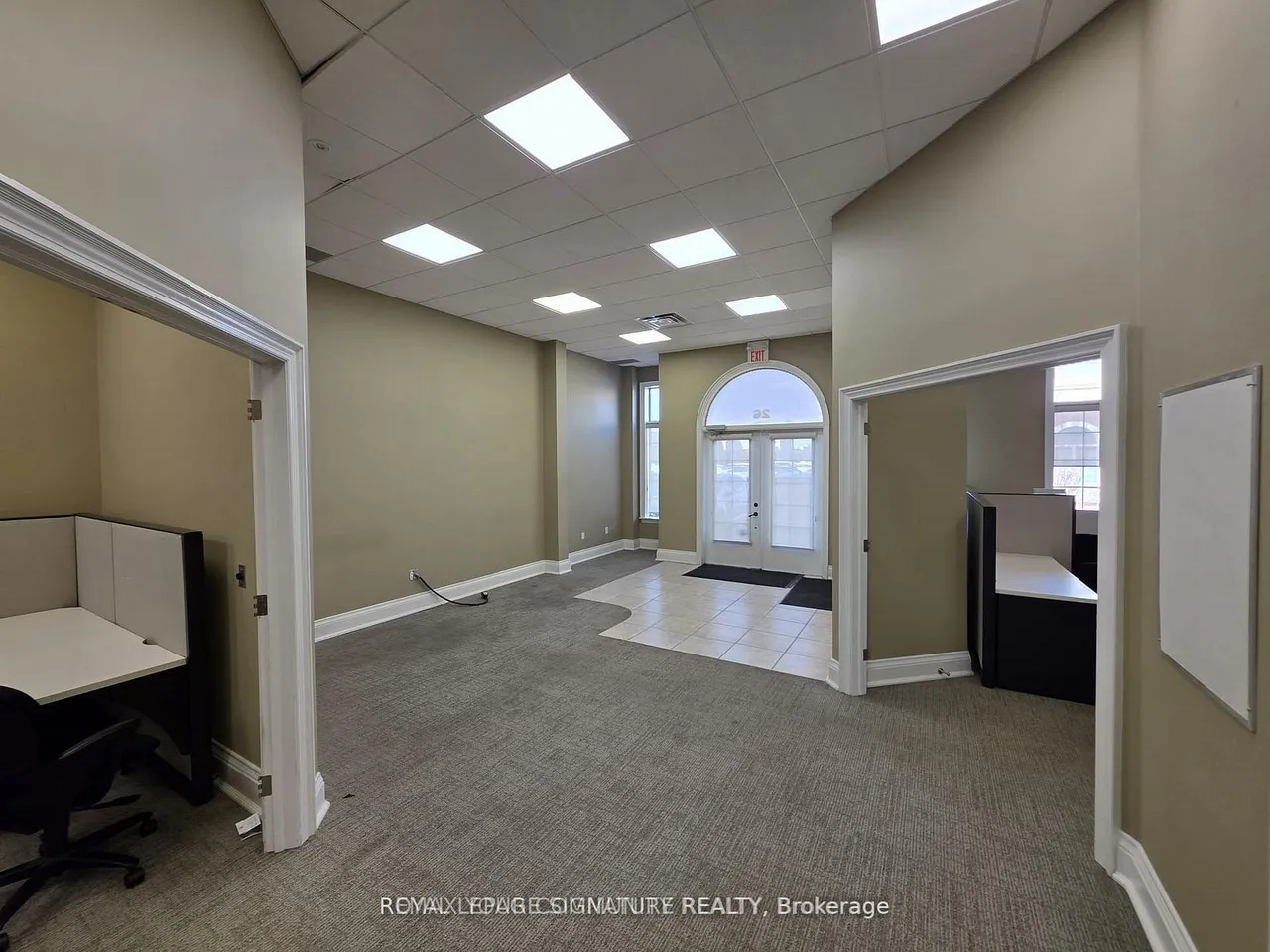 1525 Cornwall Road, Unit 26 — photo 2