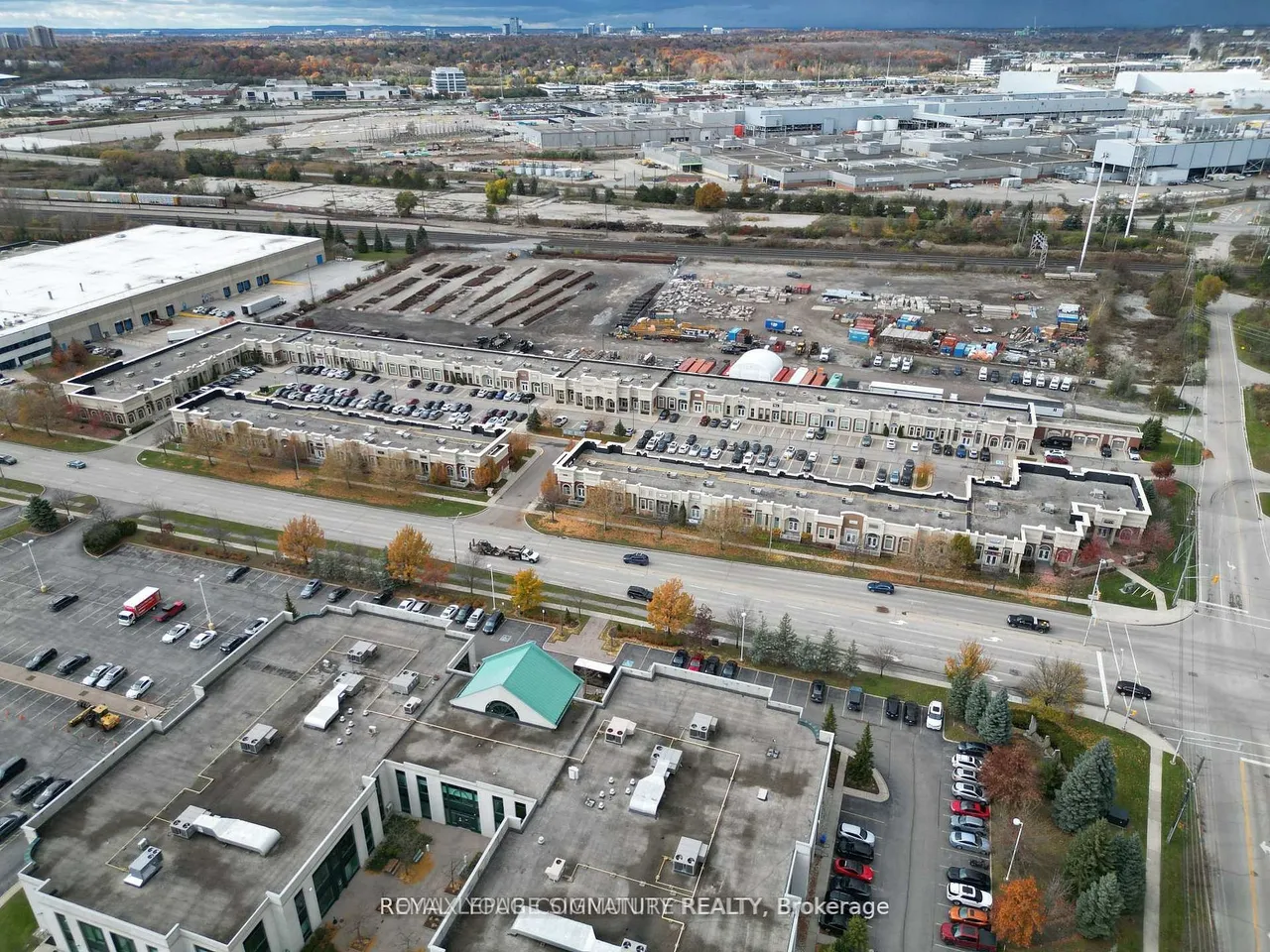 1525 Cornwall Road, Unit 27 — photo 16