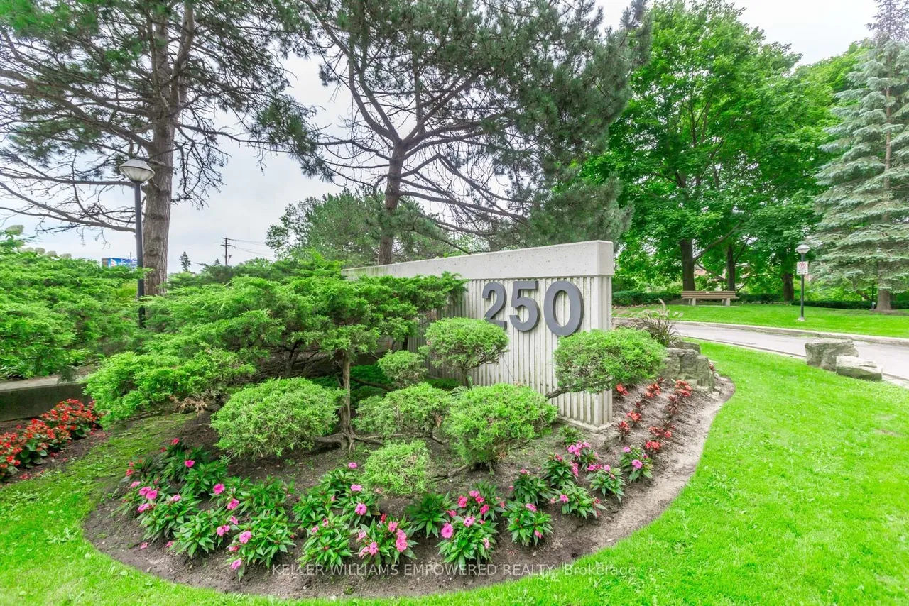 250 Scarlett Road, Unit 504 — photo 3