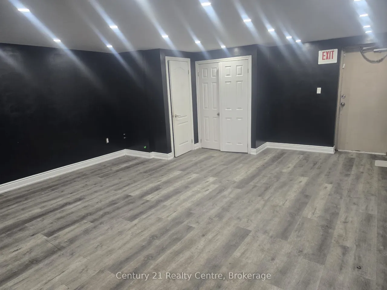 341 Parkhurst Square, Unit 4 — photo 5