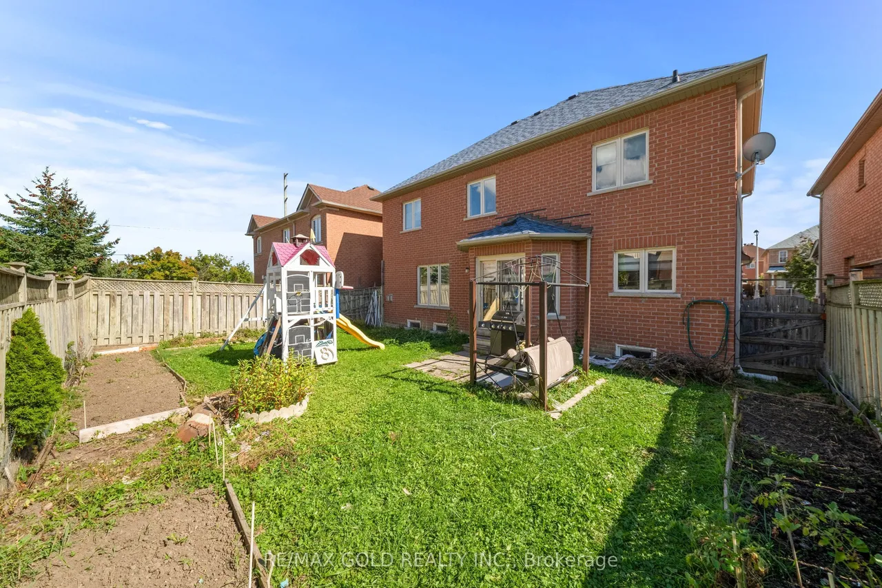4 AUSTRALIA Drive — photo 43