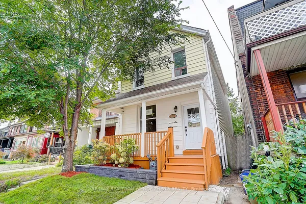 2179 Dundas Street W