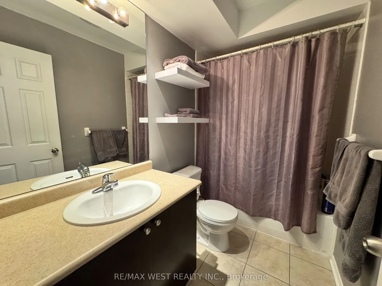 60 Fairwood Circle, Unit 136 — photo 20