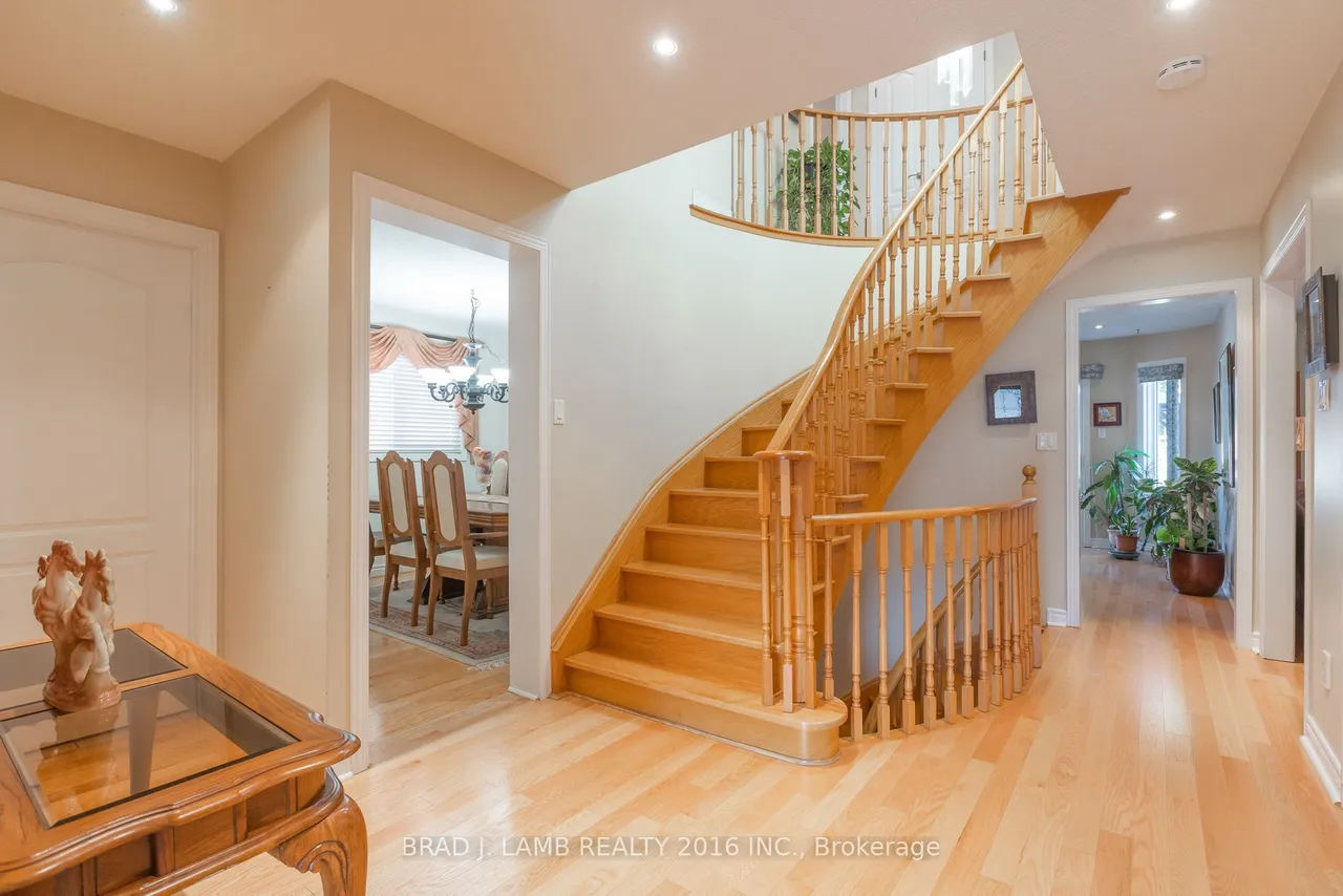 8 Burnley Place