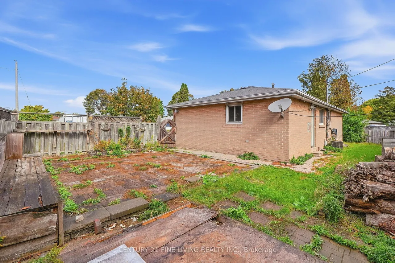 132 BRENTWOOD Drive — photo 35