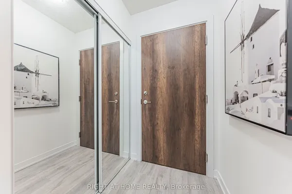 251 Manitoba Street, Unit 402 — photo 2
