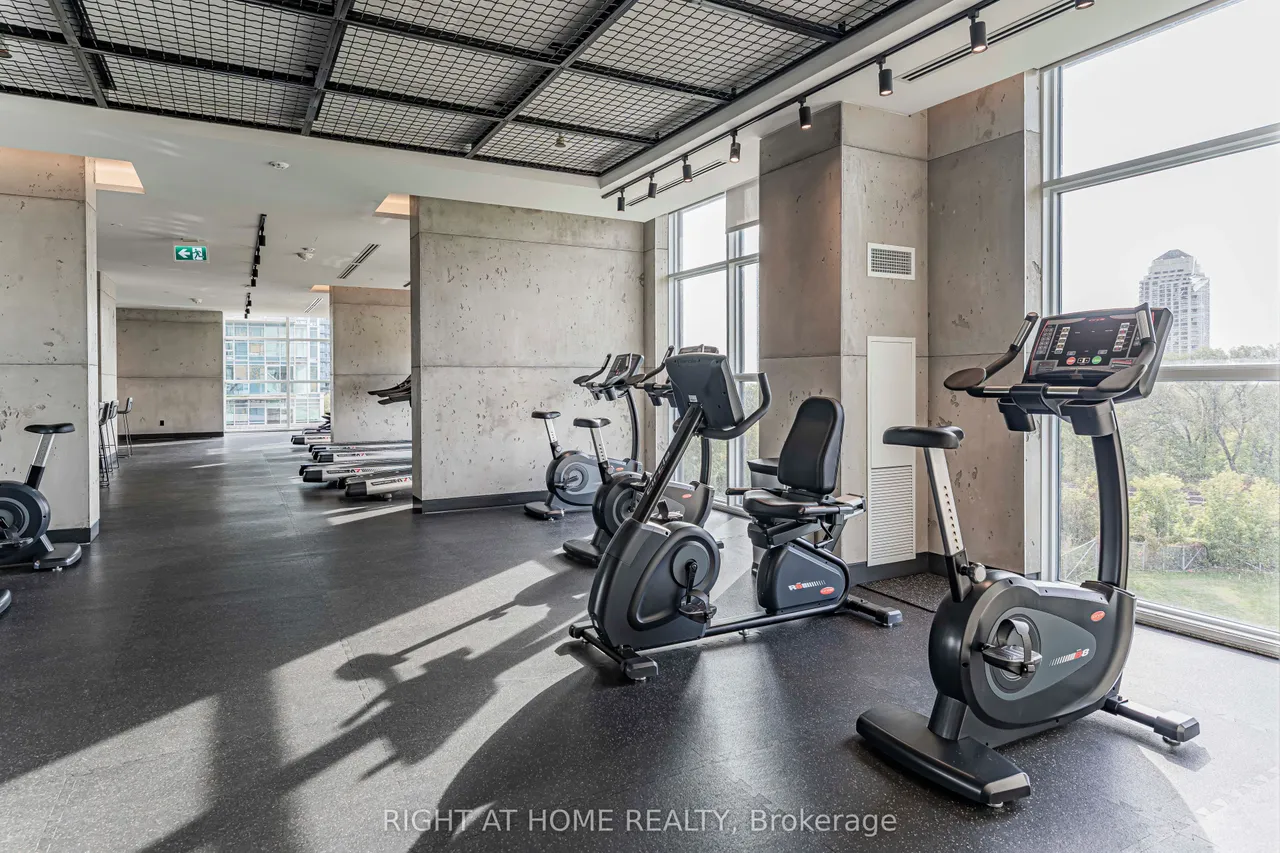 251 Manitoba Street, Unit 402 — photo 30