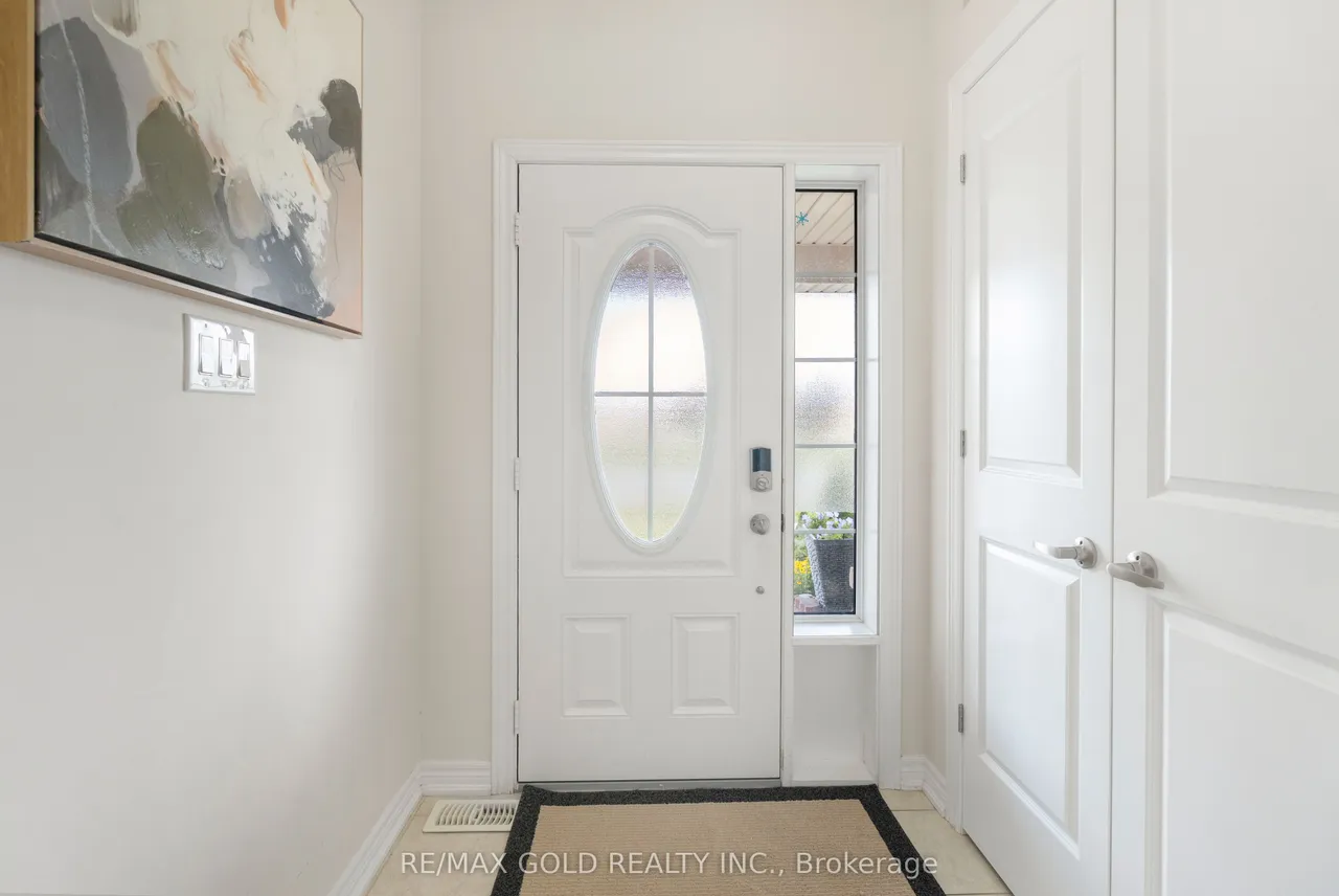 15 Antibes Drive — photo 3
