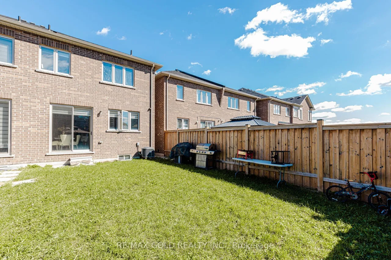 84 Palleschi Drive — photo 49