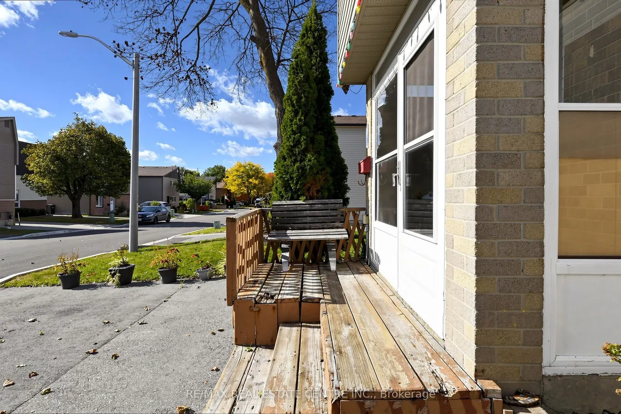 1 Hawkins Court — photo 3