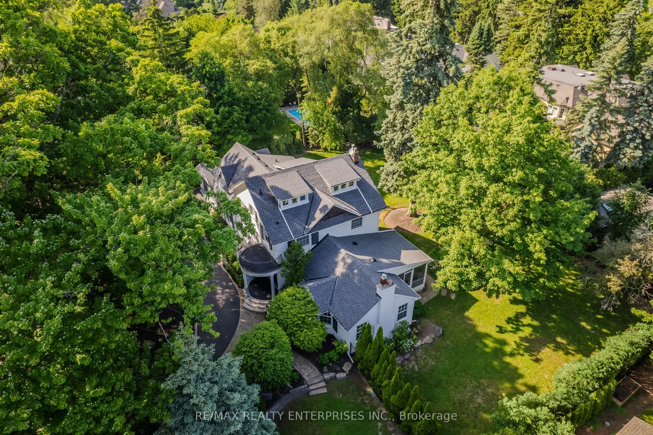 317 Gloucester Avenue — photo 2