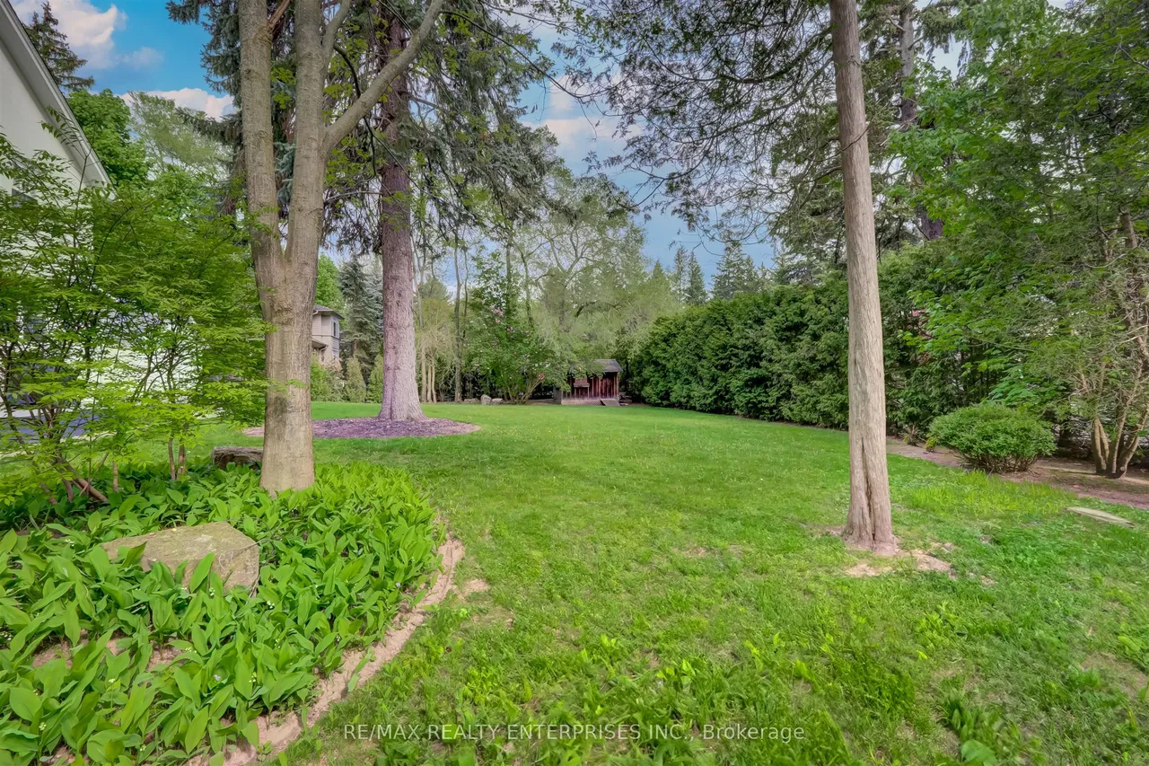 317 Gloucester Avenue — photo 38