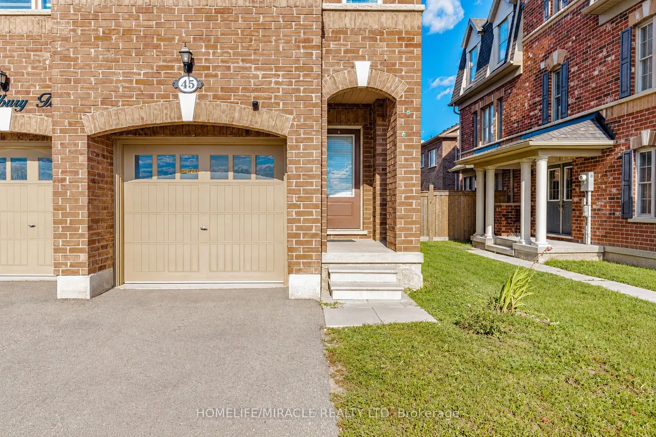 45 Padbury Trail — photo 3