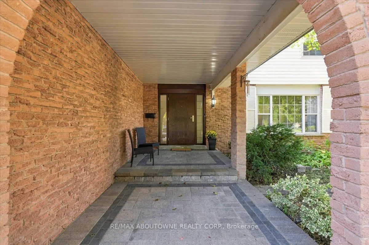 1125 Grand Boulevard — photo 3