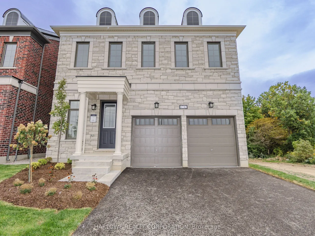 6742 Longview Place
