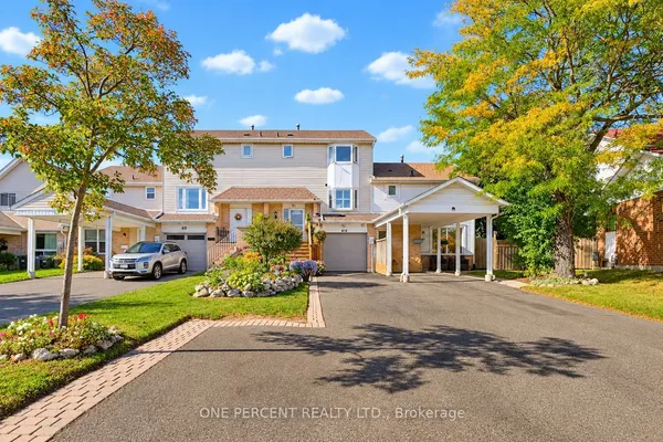 51 Courtleigh Square — photo 2
