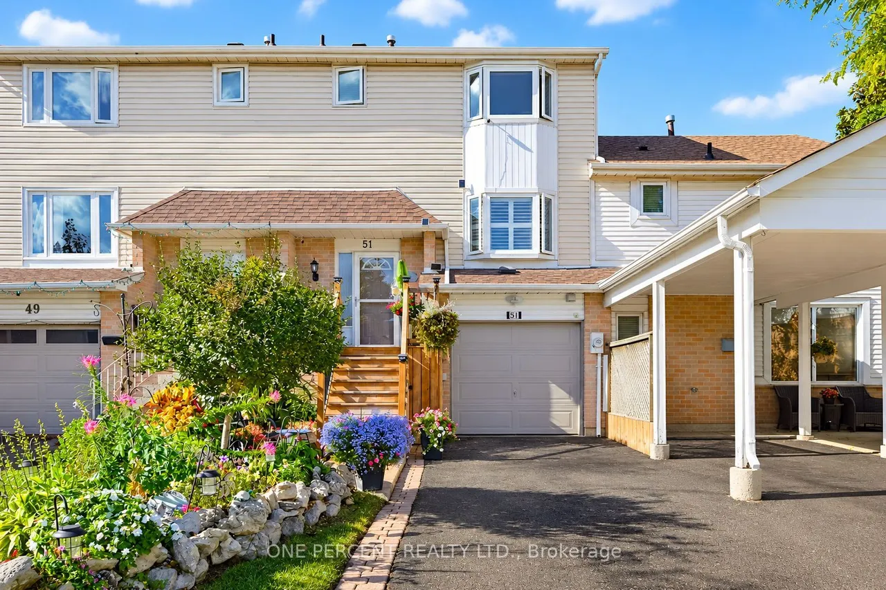 51 Courtleigh Square